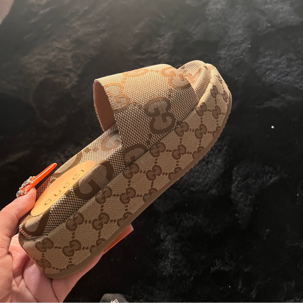 GUCCI platform slides